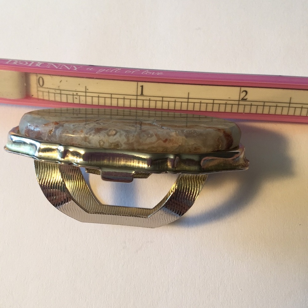 Vintage Crazy Lace stone lipstick holder - Picture 5 of 8